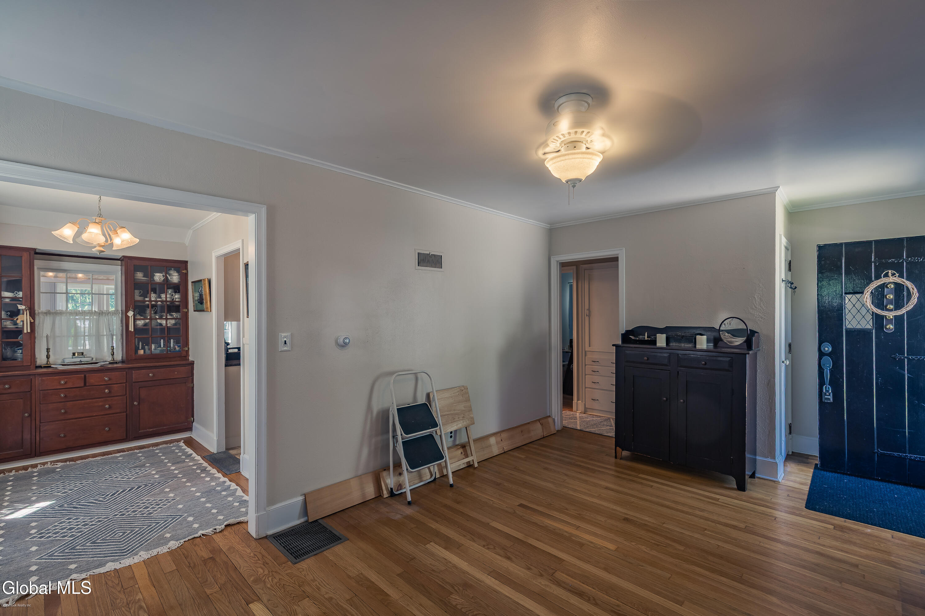 11 Wooster Street Gloversville NY 12078