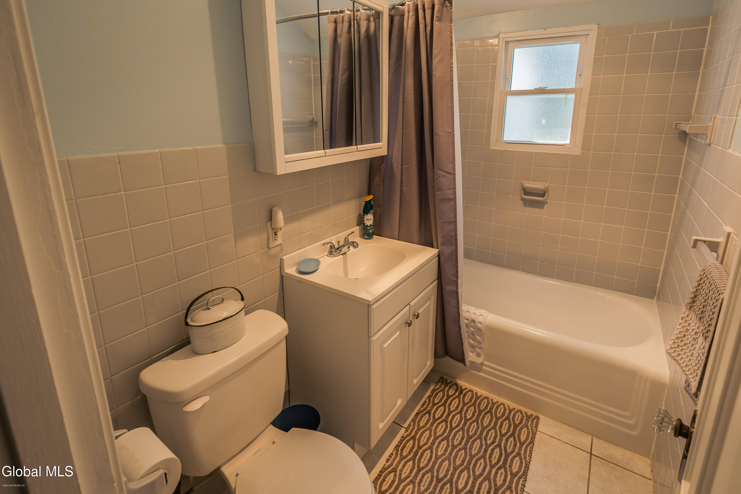 11 Wooster Street Gloversville NY 12078