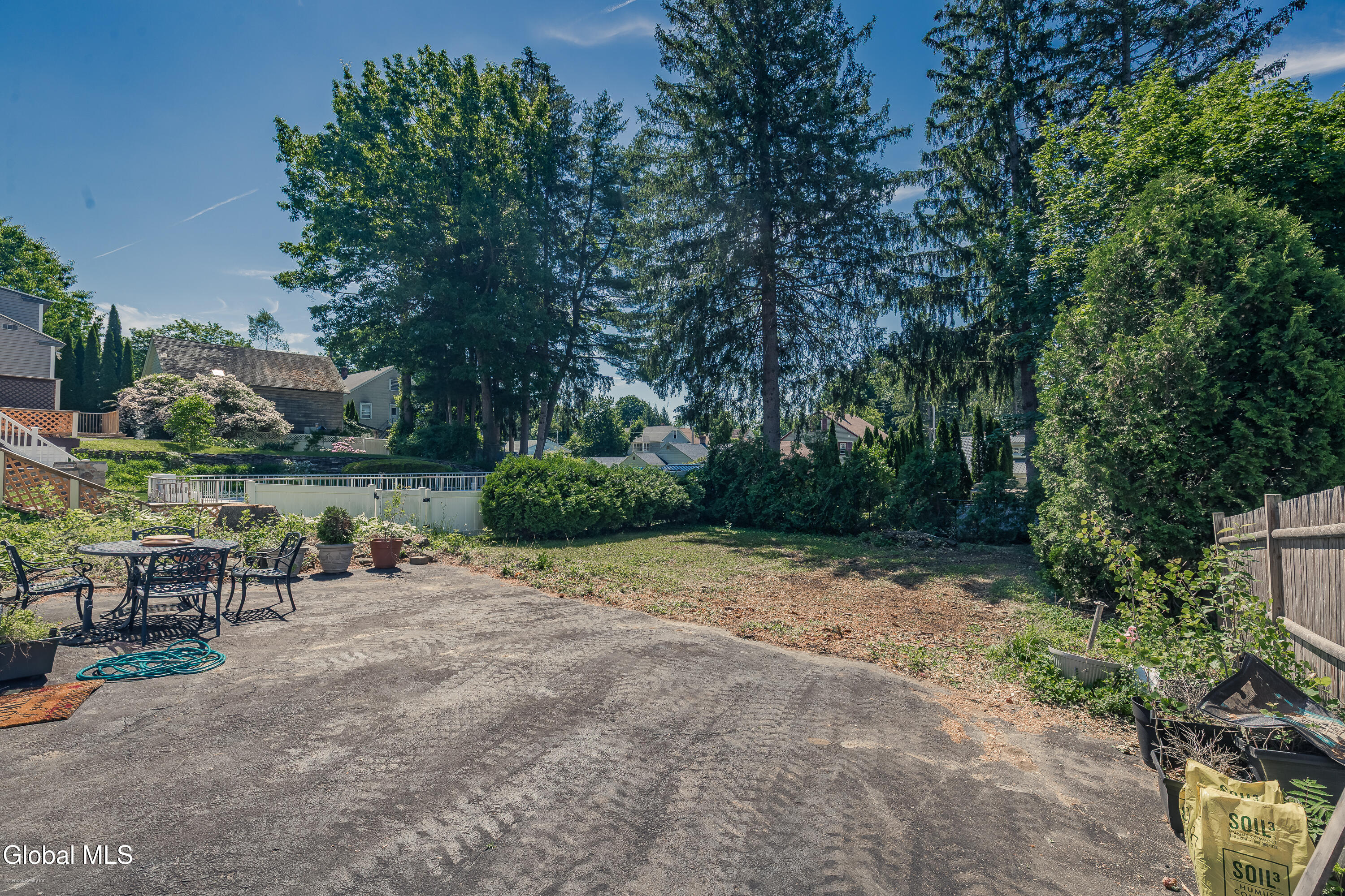 11 Wooster Street Gloversville NY 12078