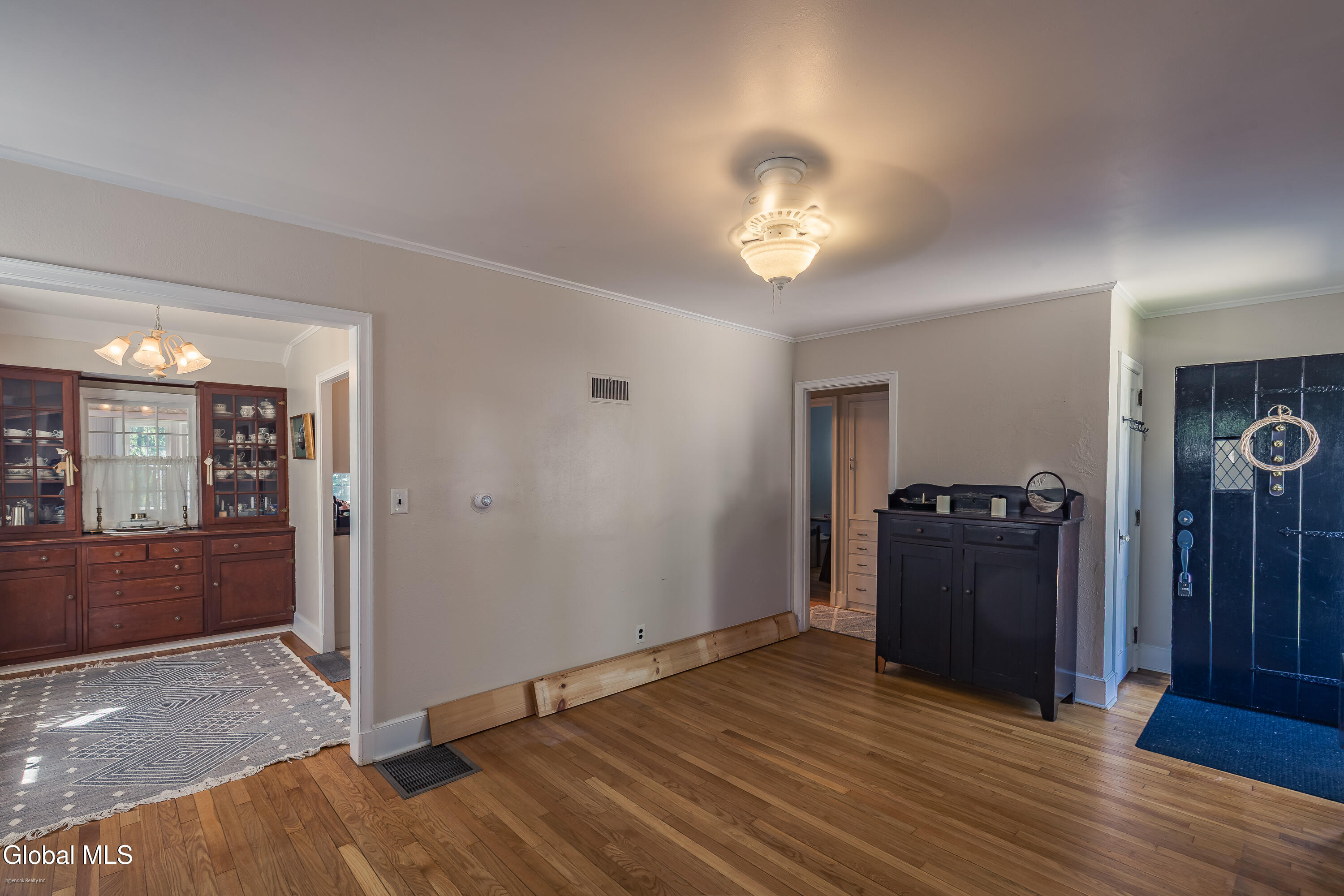 11 Wooster Street Gloversville NY 12078