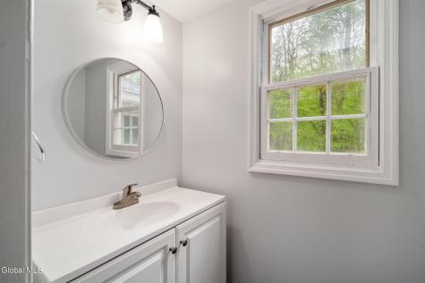 7 Erics Lane Rexford NY 12148