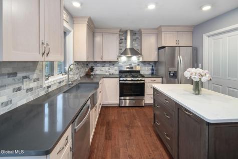 12 Flying Dutchman Way Saratoga Springs NY 12866