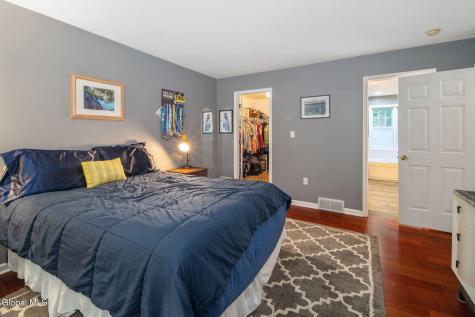 12 Flying Dutchman Way Saratoga Springs NY 12866