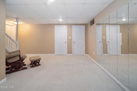 12 Flying Dutchman Way Saratoga Springs NY 12866