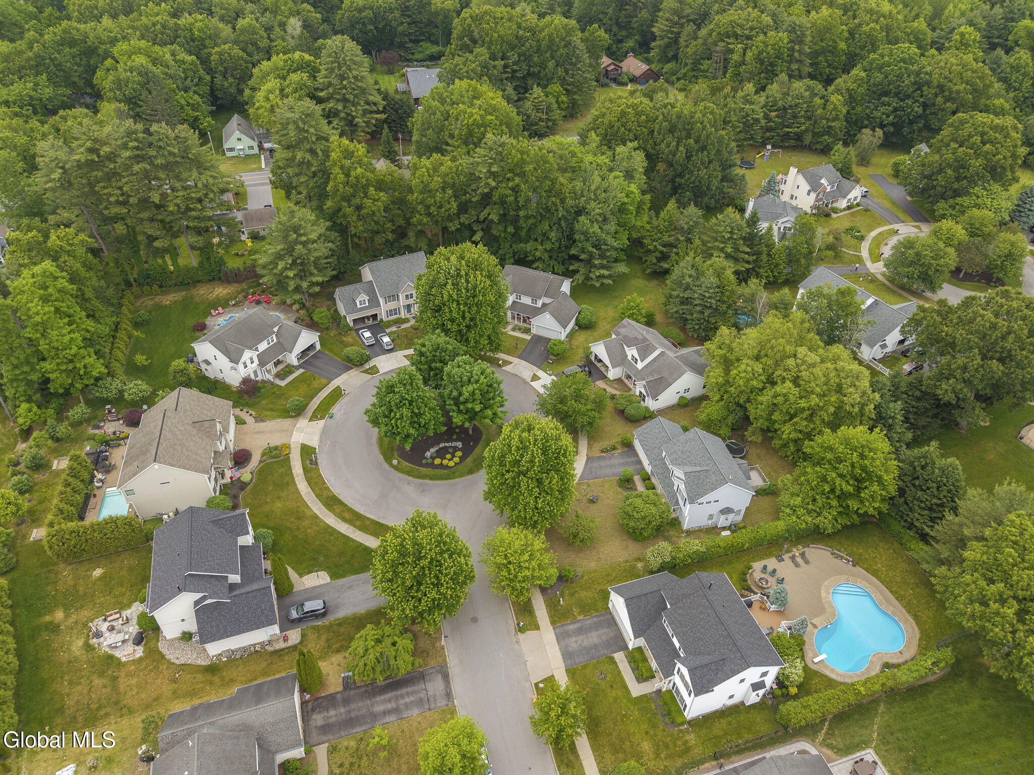 12 Flying Dutchman Way Saratoga Springs NY 12866