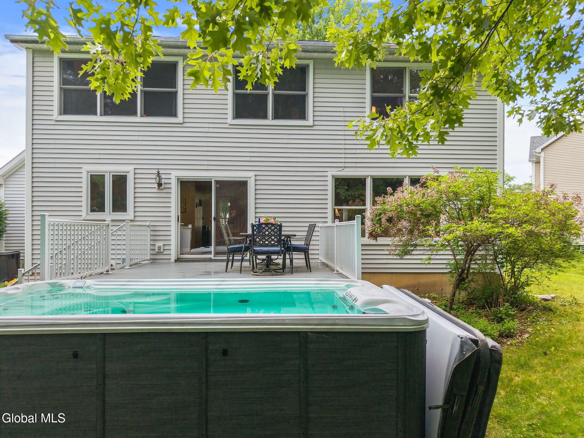 12 Flying Dutchman Way Saratoga Springs NY 12866