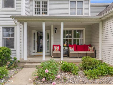 12 Flying Dutchman Way Saratoga Springs NY 12866