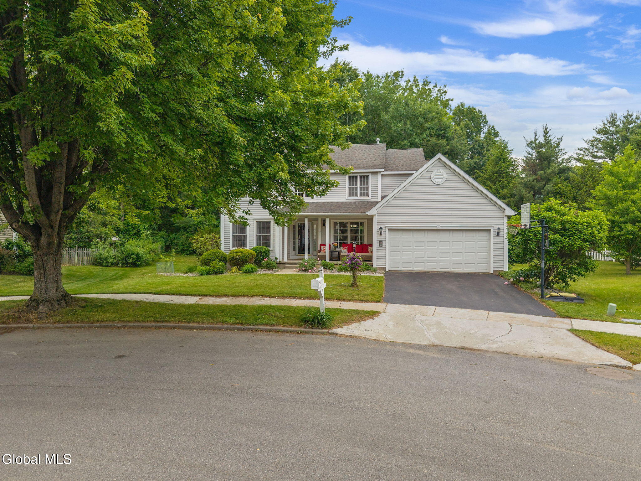 12 Flying Dutchman Way Saratoga Springs NY 12866