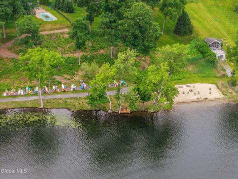 12 Flying Dutchman Way Saratoga Springs NY 12866