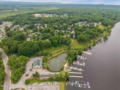 12 Flying Dutchman Way Saratoga Springs NY 12866
