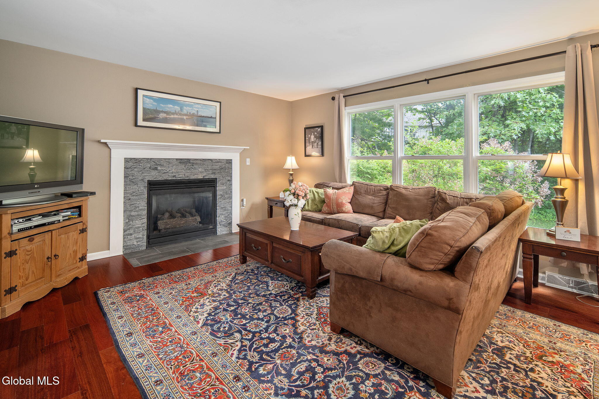 12 Flying Dutchman Way Saratoga Springs NY 12866
