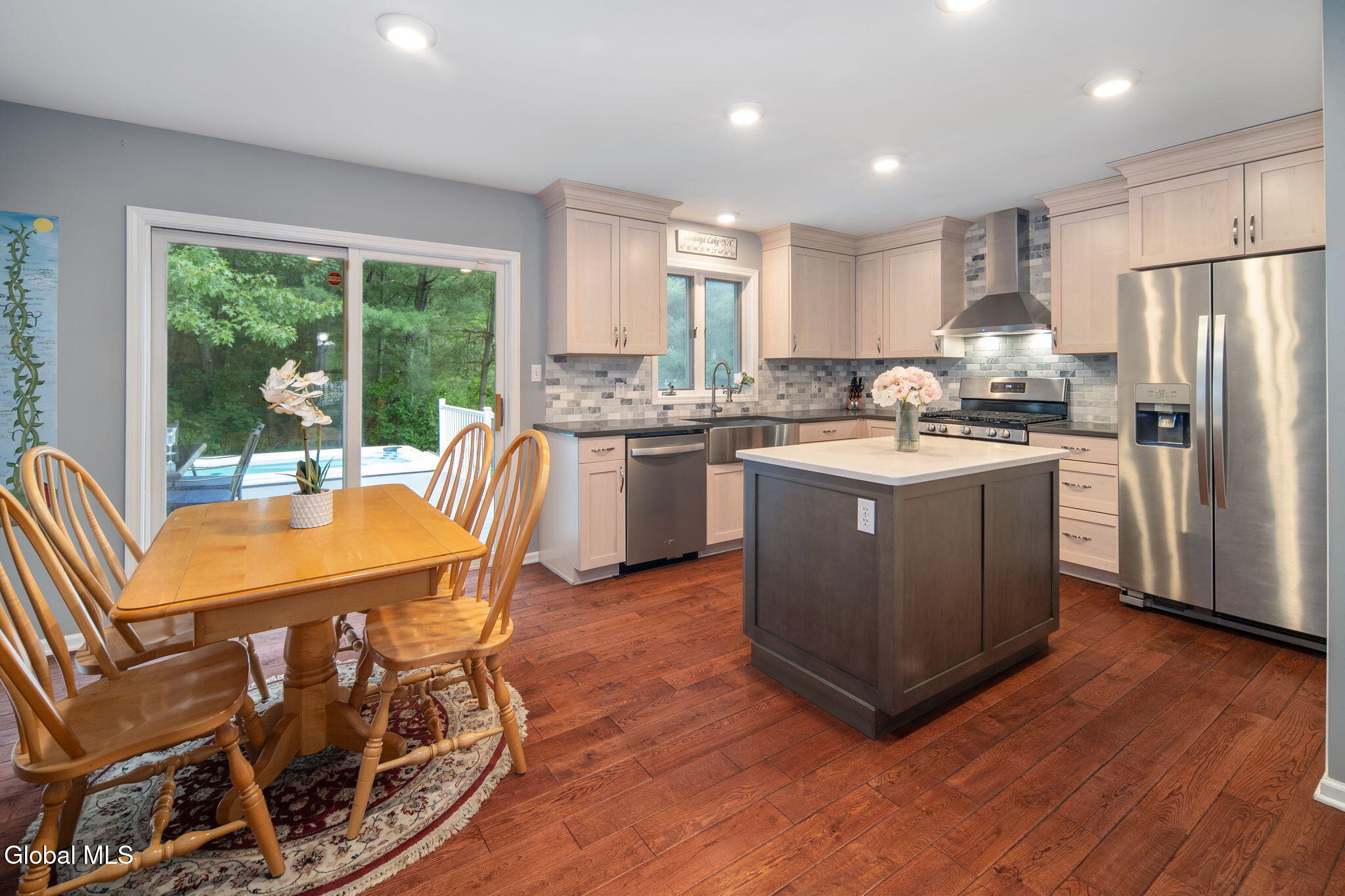 12 Flying Dutchman Way Saratoga Springs NY 12866