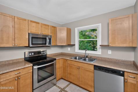 7 Silver Berry Place Albany NY 12211