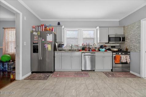 118 Linden Street Schenectady NY 12304
