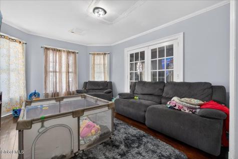 118 Linden Street Schenectady NY 12304