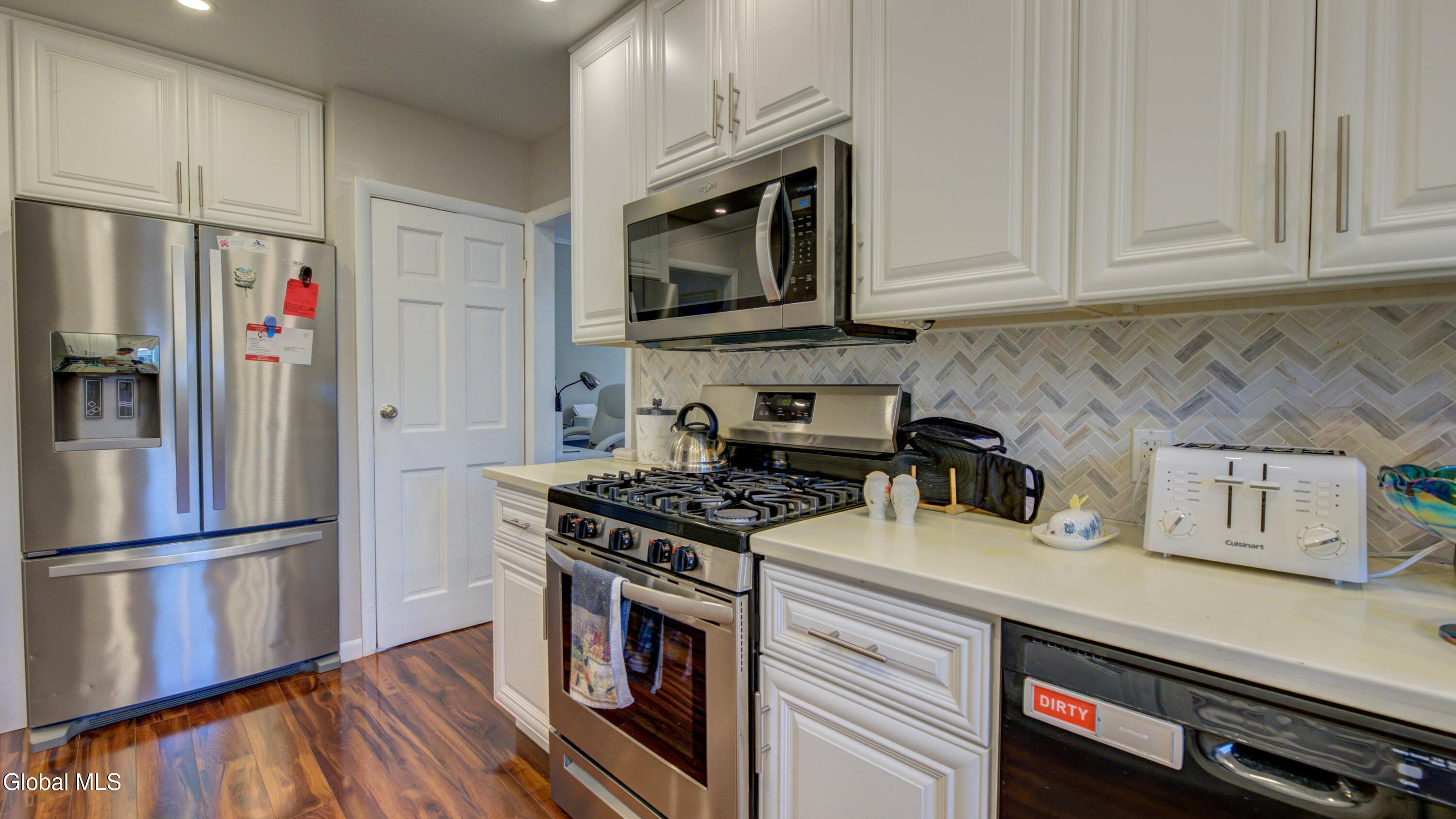 413 W Main Street Johnstown NY 12095