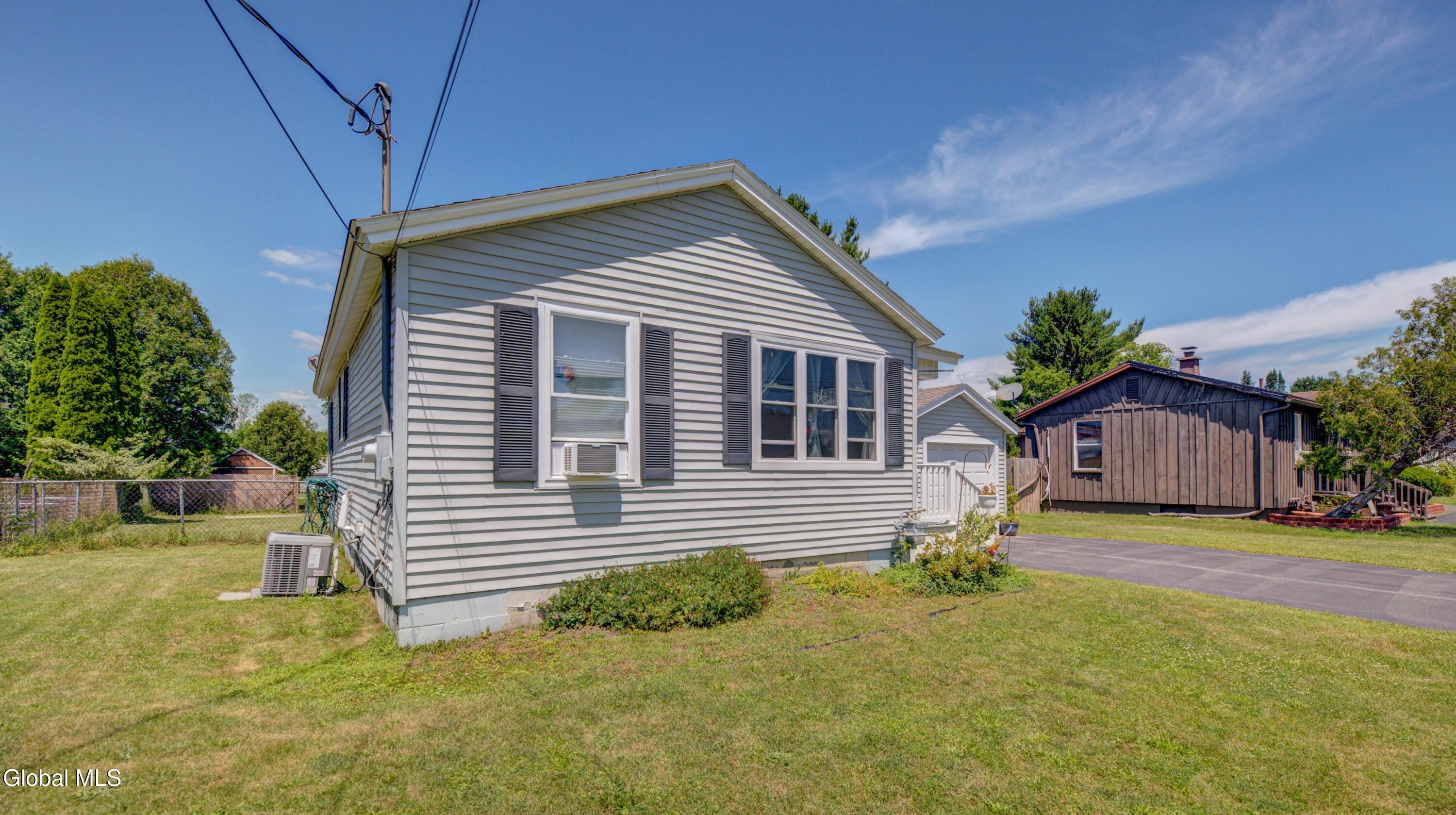 413 W Main Street Johnstown NY 12095