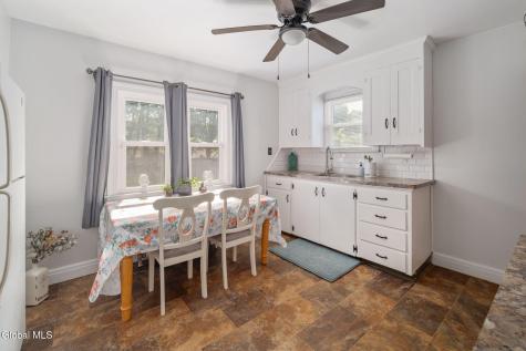 1313 Palma Avenue Schenectady NY 12306