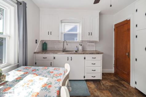 1313 Palma Avenue Schenectady NY 12306