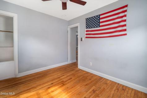 1313 Palma Avenue Schenectady NY 12306