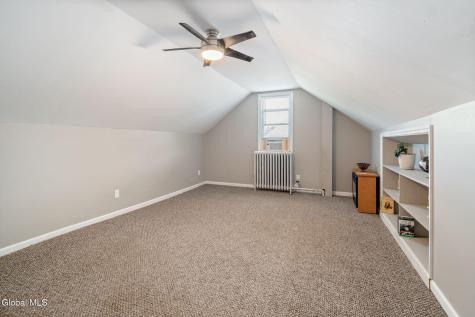 1313 Palma Avenue Schenectady NY 12306
