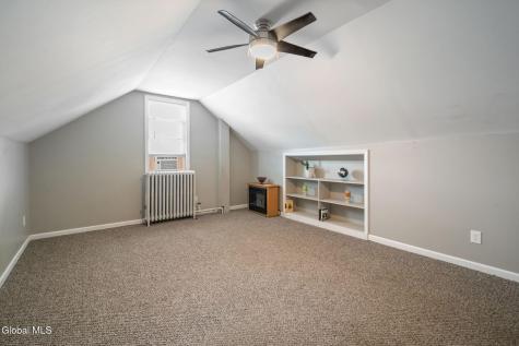 1313 Palma Avenue Schenectady NY 12306