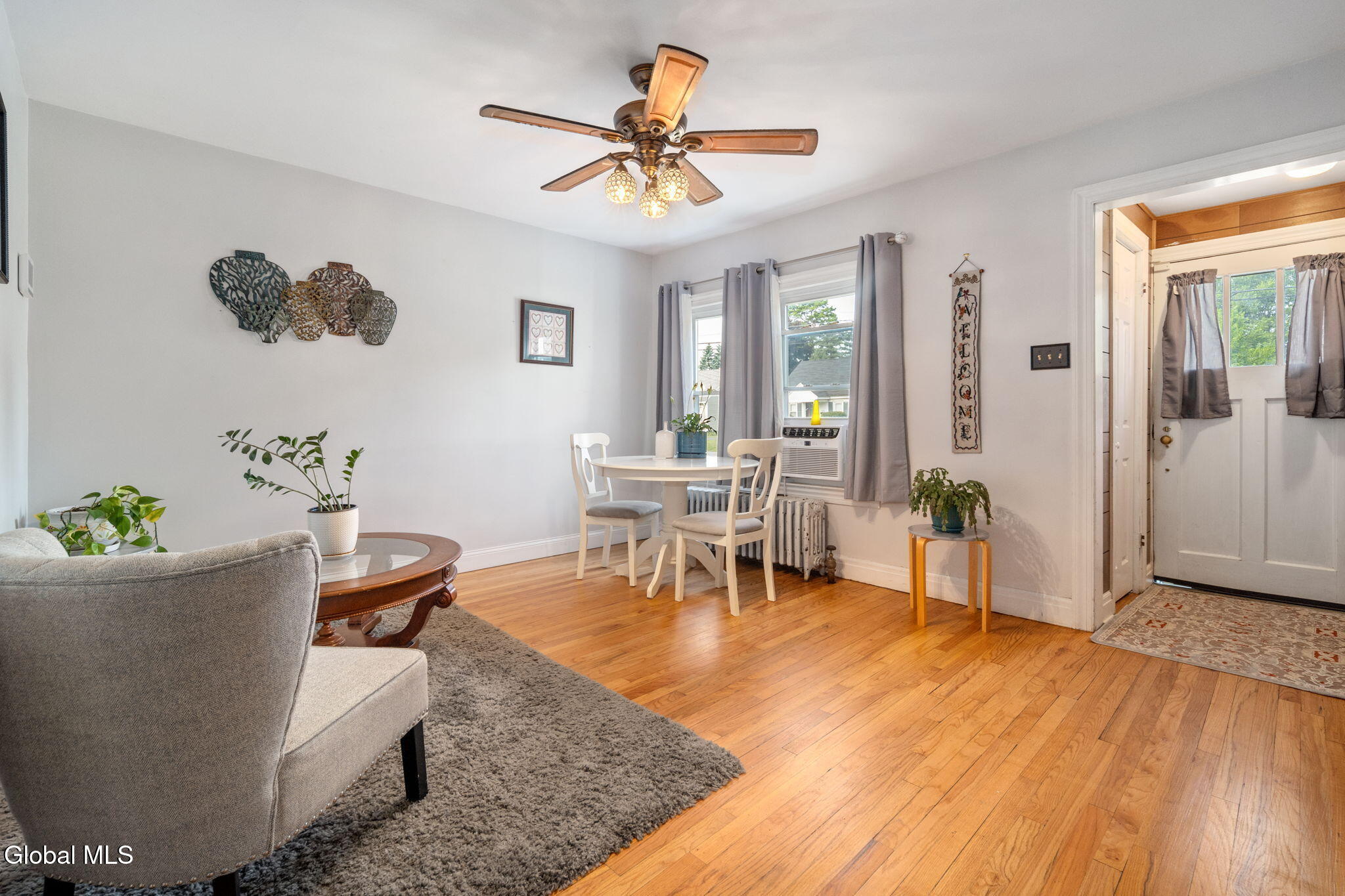 1313 Palma Avenue Schenectady NY 12306