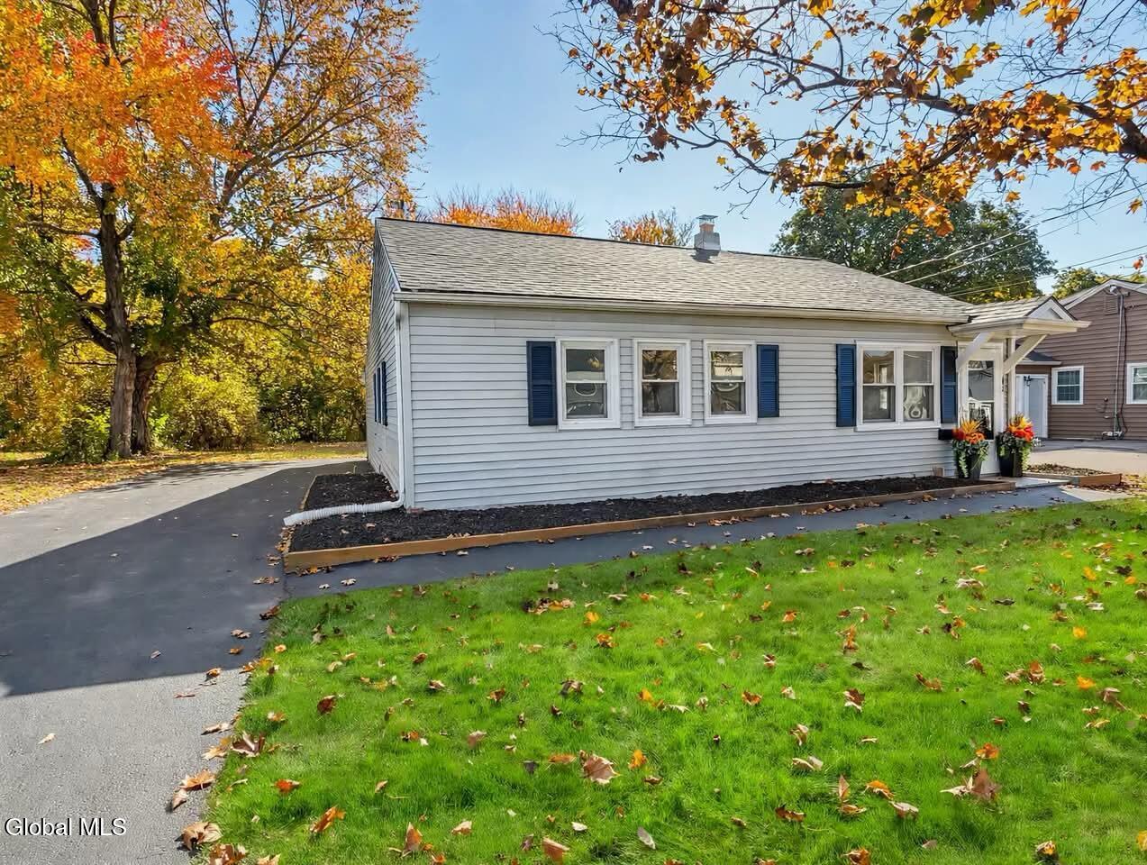 42 Miracle Lane Loudonville NY 12211