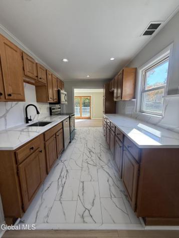 42 Miracle Lane Loudonville NY 12211
