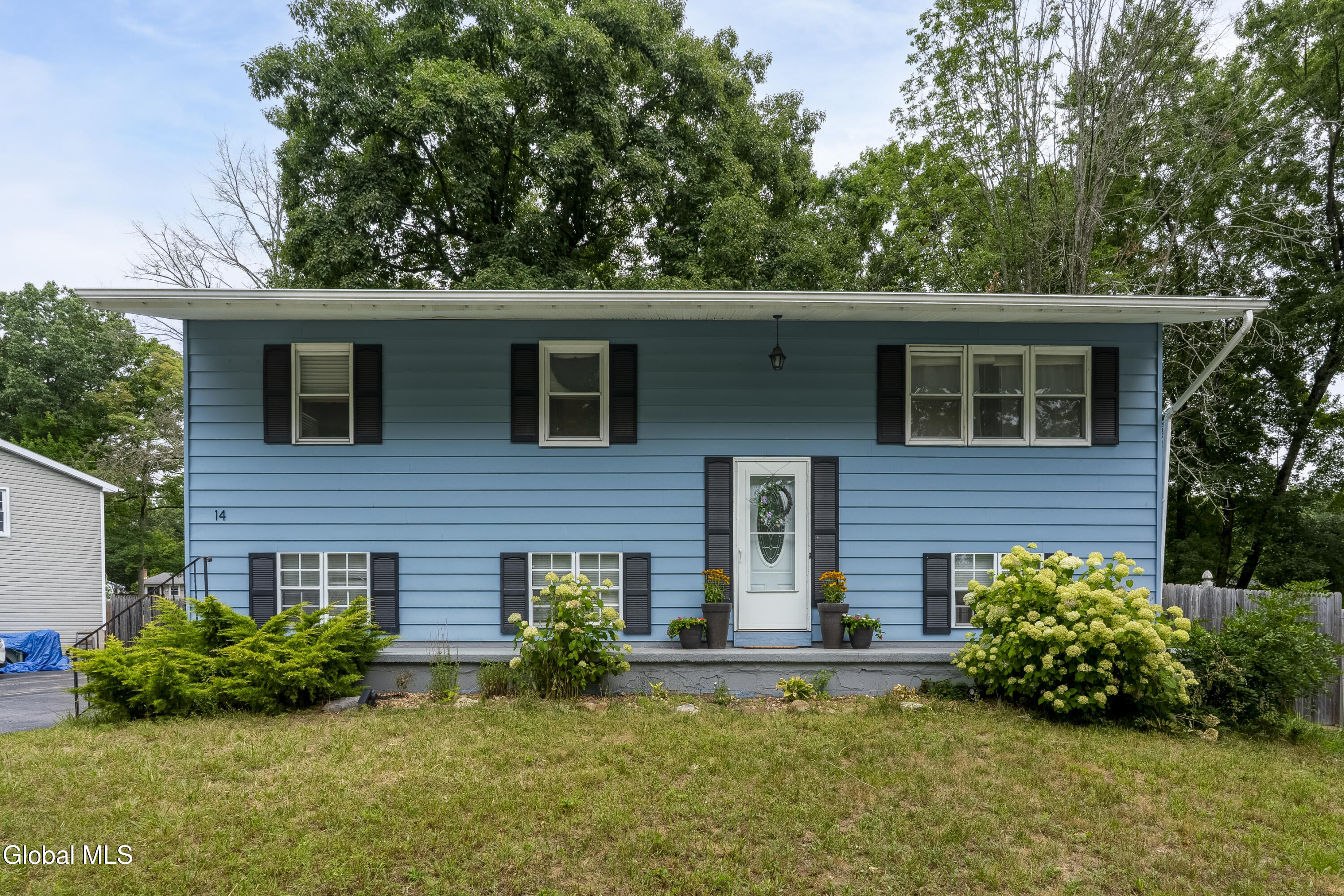 14 Deerleap Place Saratoga Springs NY 12866