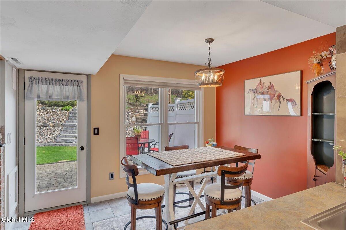 25 Grant Hill Court Clifton Park NY 12065