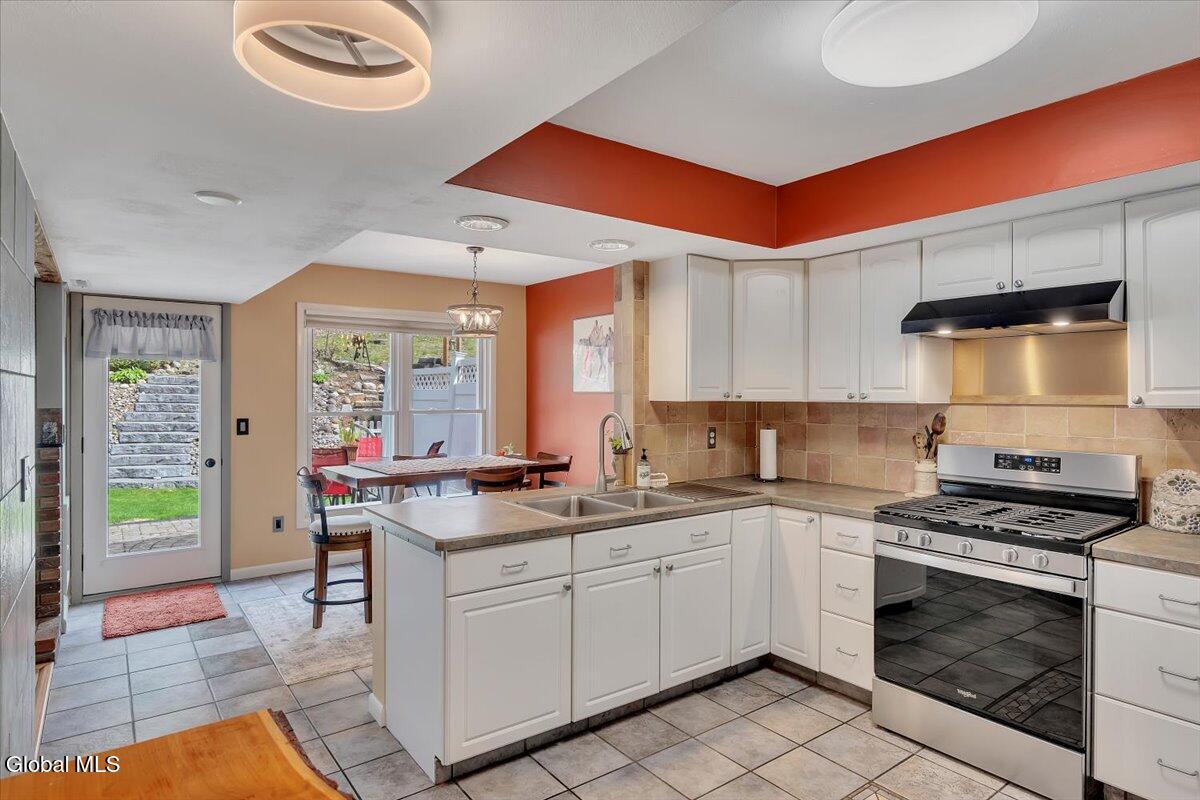 25 Grant Hill Court Clifton Park NY 12065