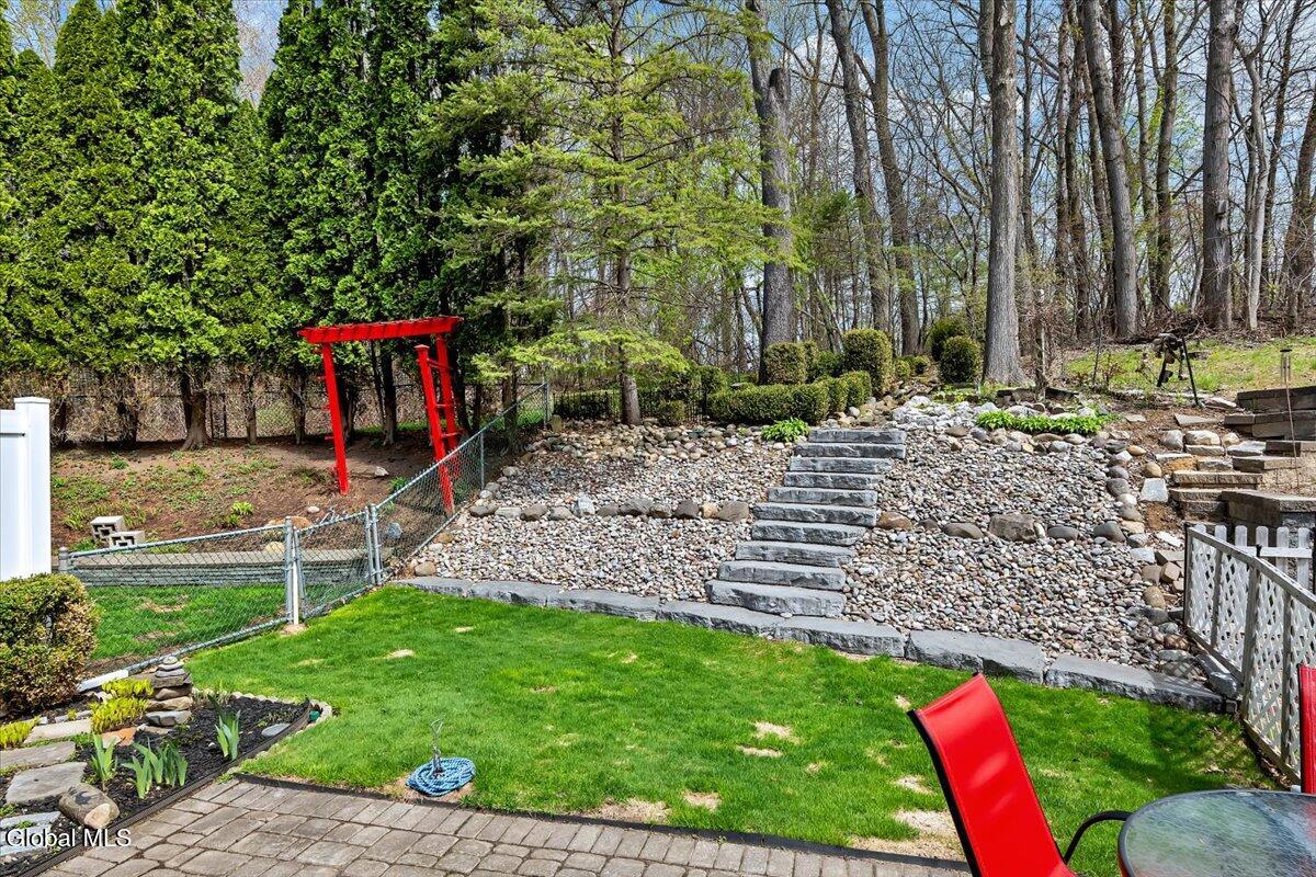 25 Grant Hill Court Clifton Park NY 12065