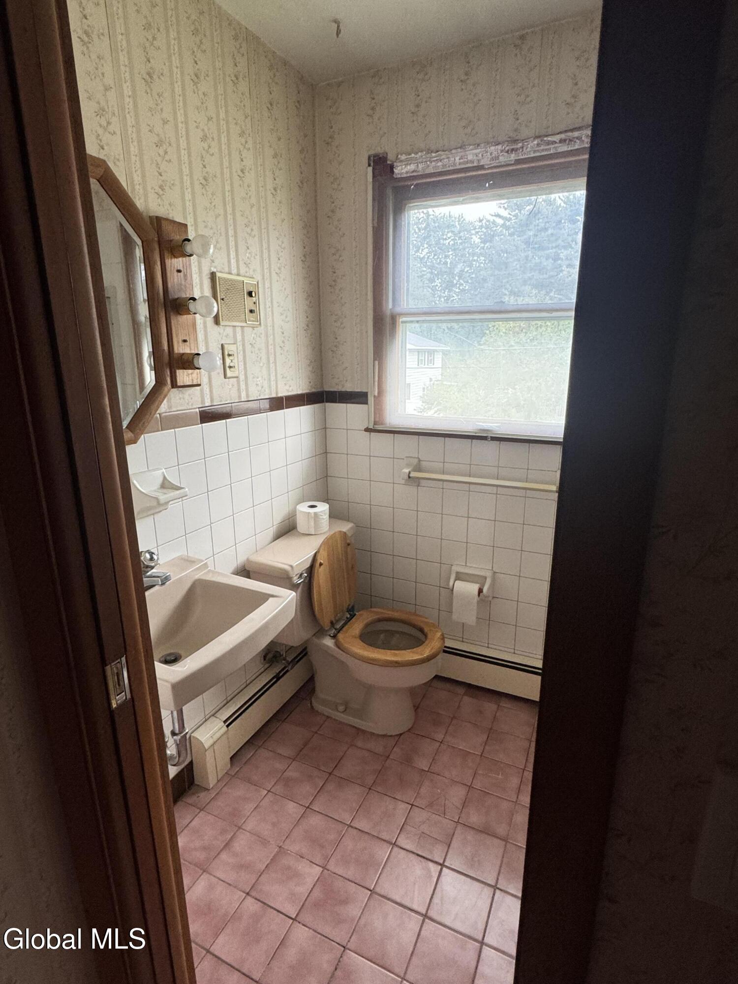 7 Woodside Court Wynantskill NY 12198