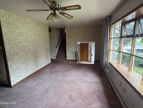 7 Woodside Court Wynantskill NY 12198