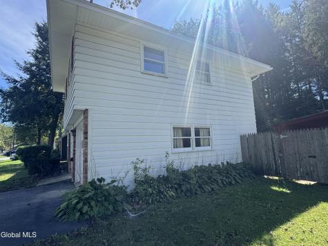 7 Woodside Court Wynantskill NY 12198