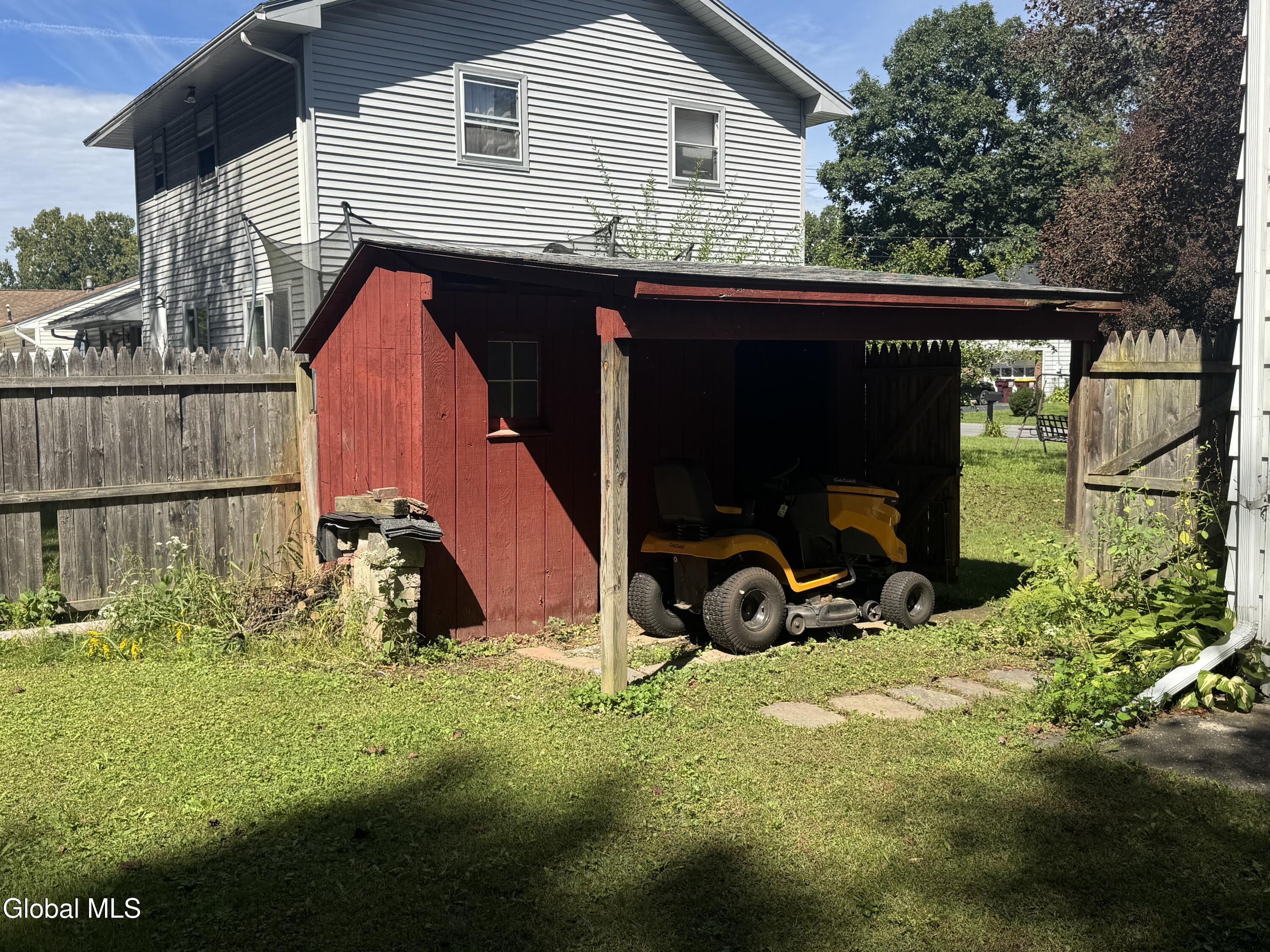 7 Woodside Court Wynantskill NY 12198