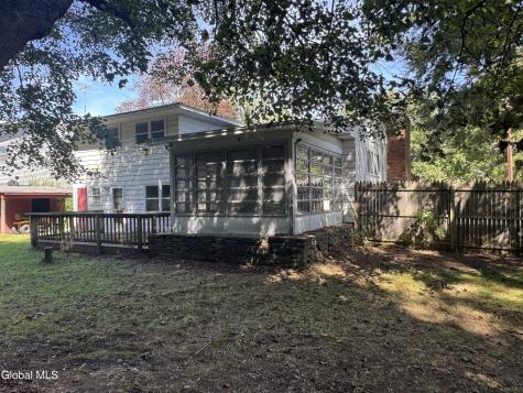 7 Woodside Court Wynantskill NY 12198