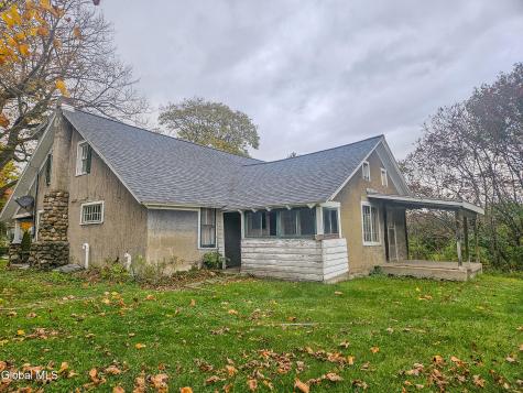 924 Saratoga Road Ballston Lake NY 12019