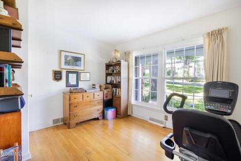 105 Acorn Drive Glenville NY 12302
