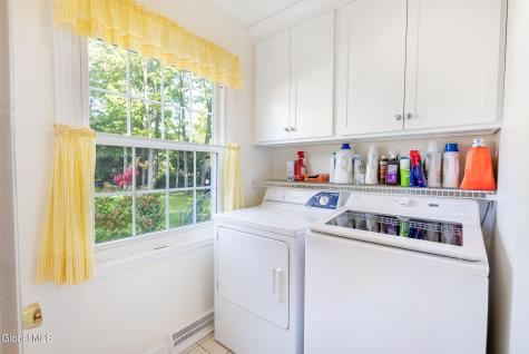 105 Acorn Drive Glenville NY 12302