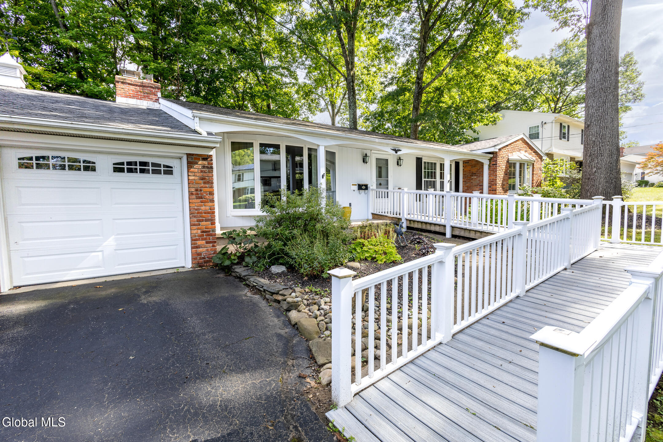 105 Acorn Drive Glenville NY 12302