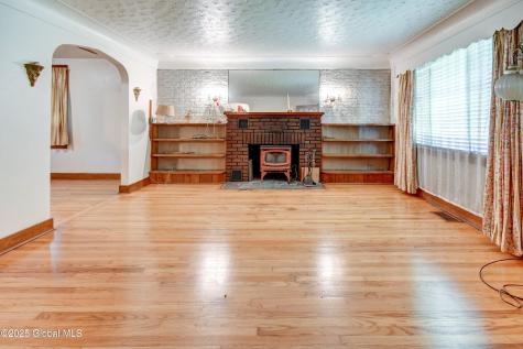 55 Crescent Avenue Amsterdam NY 12010