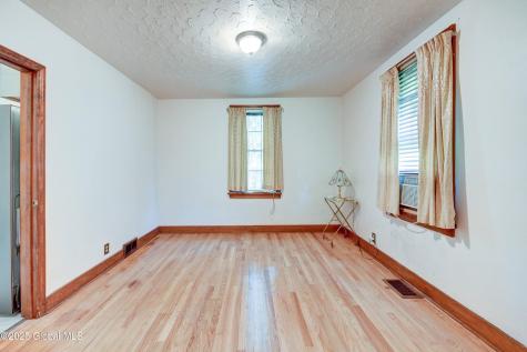 55 Crescent Avenue Amsterdam NY 12010