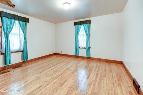 55 Crescent Avenue Amsterdam NY 12010