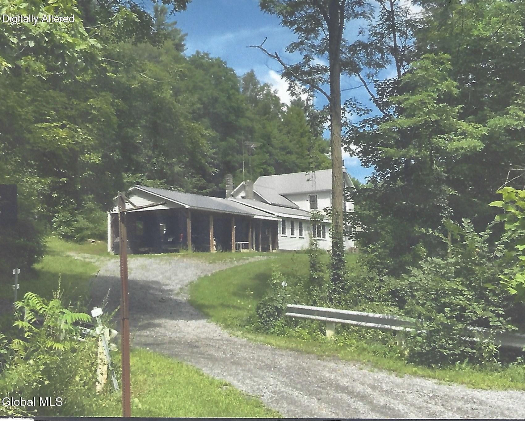 34 North Road Clemons NY 12819