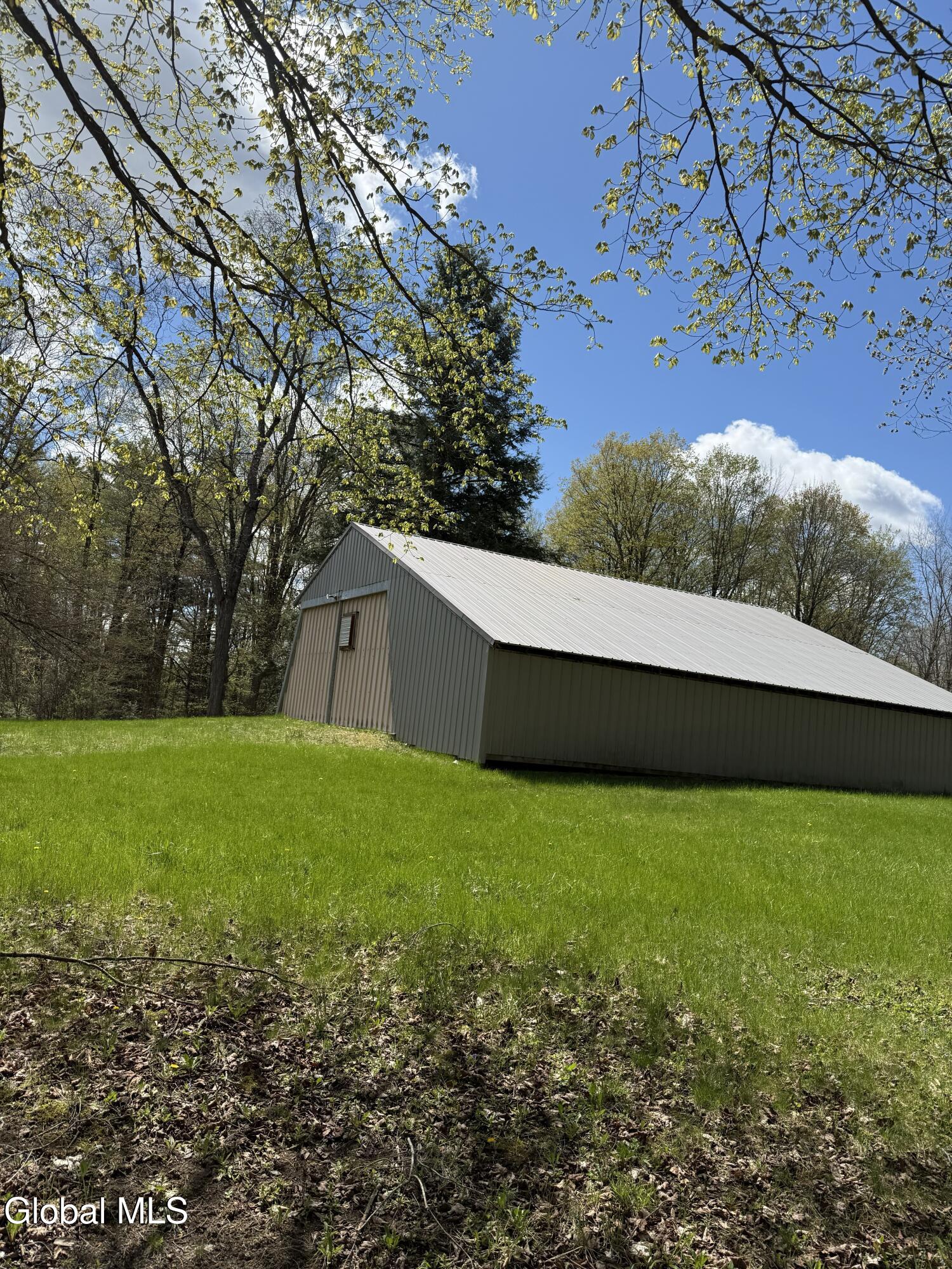 34 North Road Clemons NY 12819