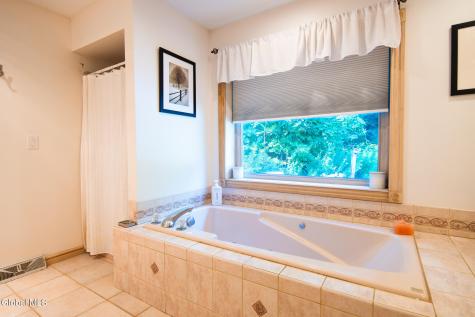 14 Veranda Lane Queensbury NY 12804