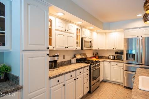 14 Veranda Lane Queensbury NY 12804