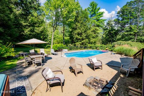 14 Veranda Lane Queensbury NY 12804